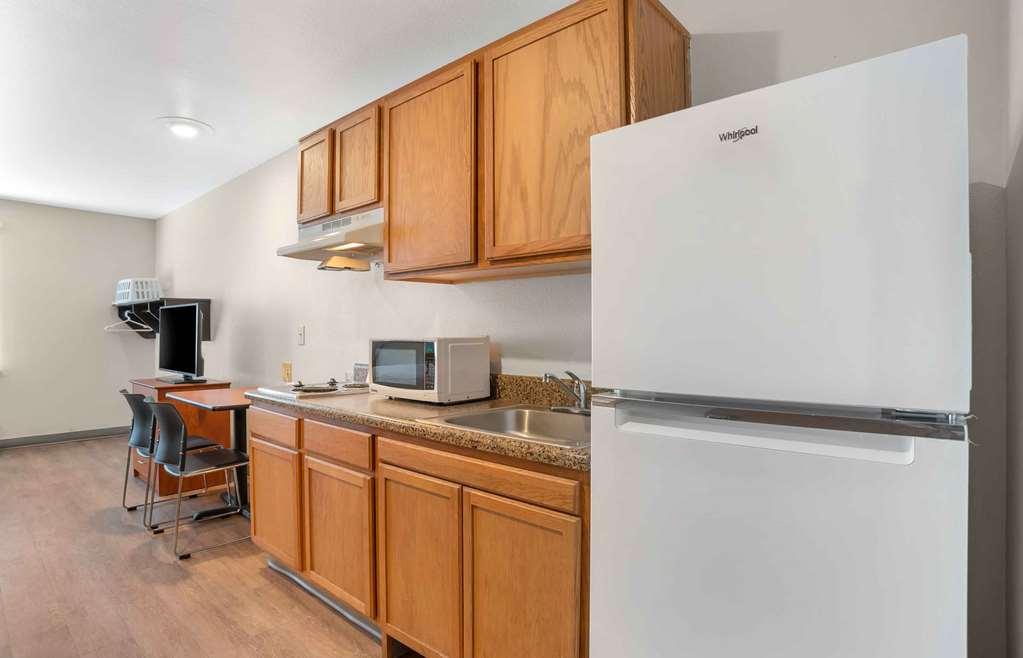 Extended Stay America Select Suites - 걸프포트 객실 사진