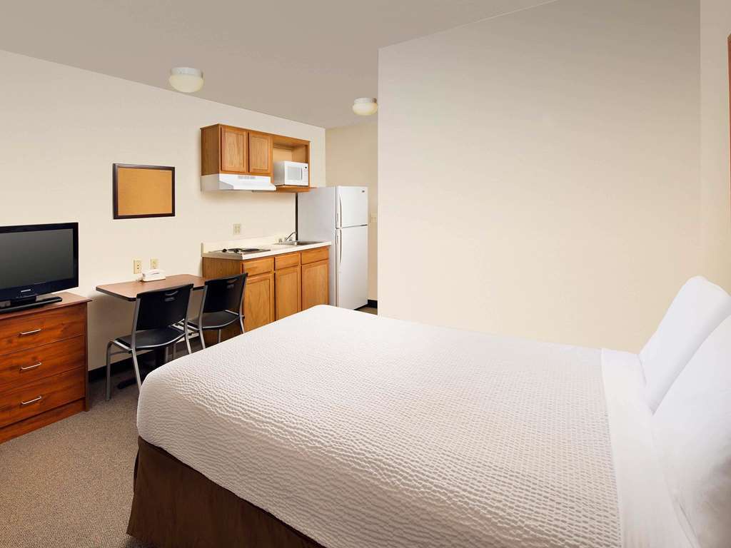 Extended Stay America Select Suites - 걸프포트 객실 사진